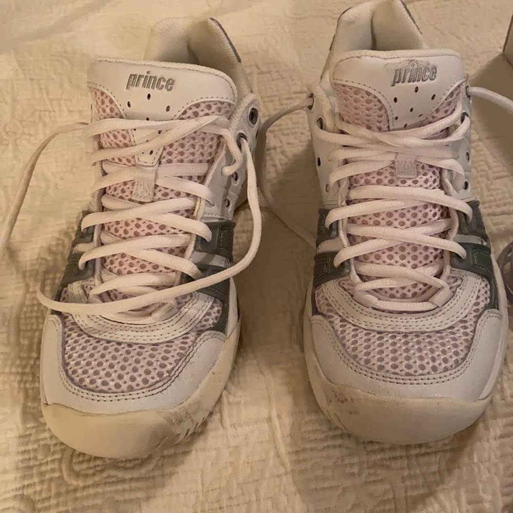 Tennis Shoes